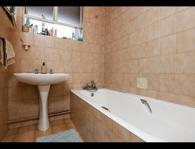 3 BEDROOM APARTMENT FOR SALE IN MORNINGSIDE